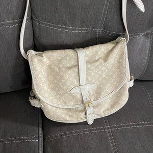 Louis Vuitton Saumur vintage cloth crossbody